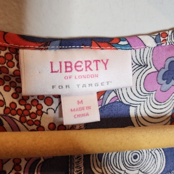 Liberty of London × Target 3/4 Sleeve pleated blouse.  Ruffle hem.  Size medium. - Picture 3 of 15